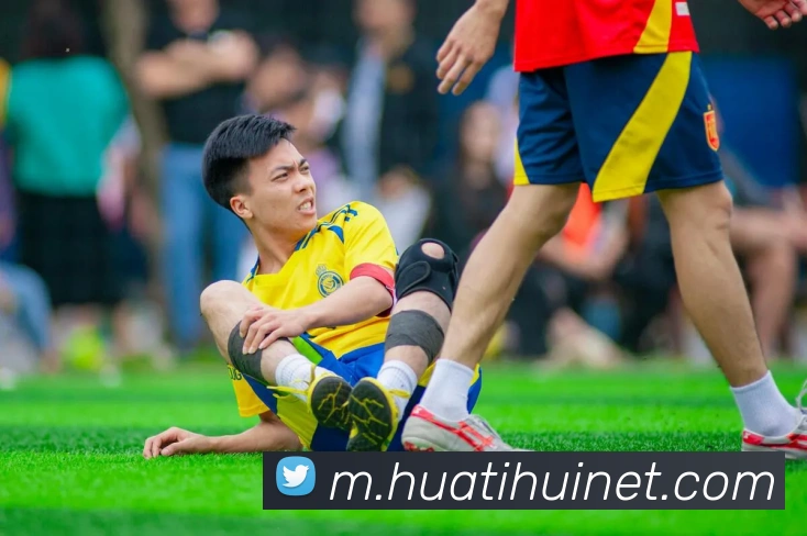 奥尼尔称赞詹姆斯团队意识强大善于把握接管时机与团队协作